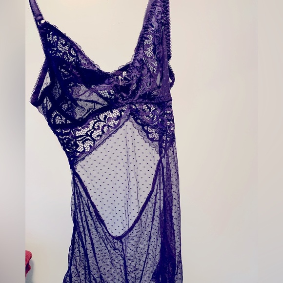 Purple-blue open back chemise - Picture 1 of 5